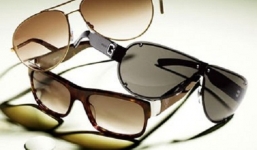 Cách phân biệt kính thời trang thật và nhái